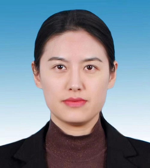 赵纪莹1.jpg